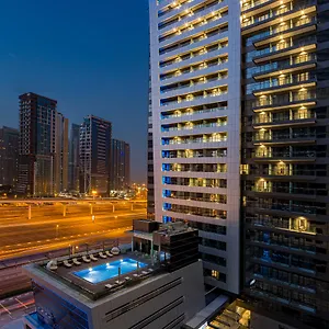 Millennium Place Marina Dubái